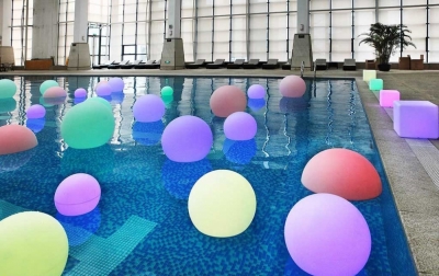 Bright LED balls